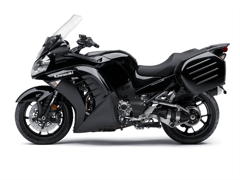 2015-Kawasaki-Concours-14-ABS3