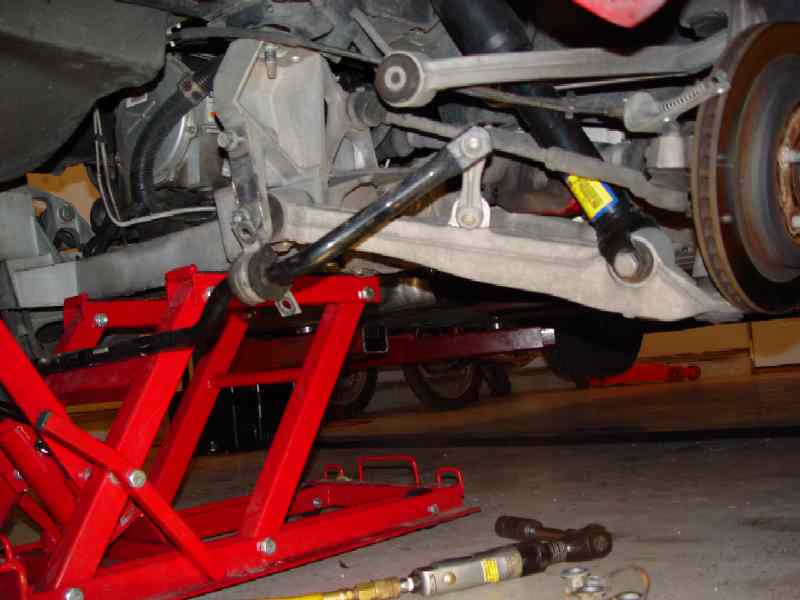 Fig. 2 Atv lift positioned and sway bar swiveled down.