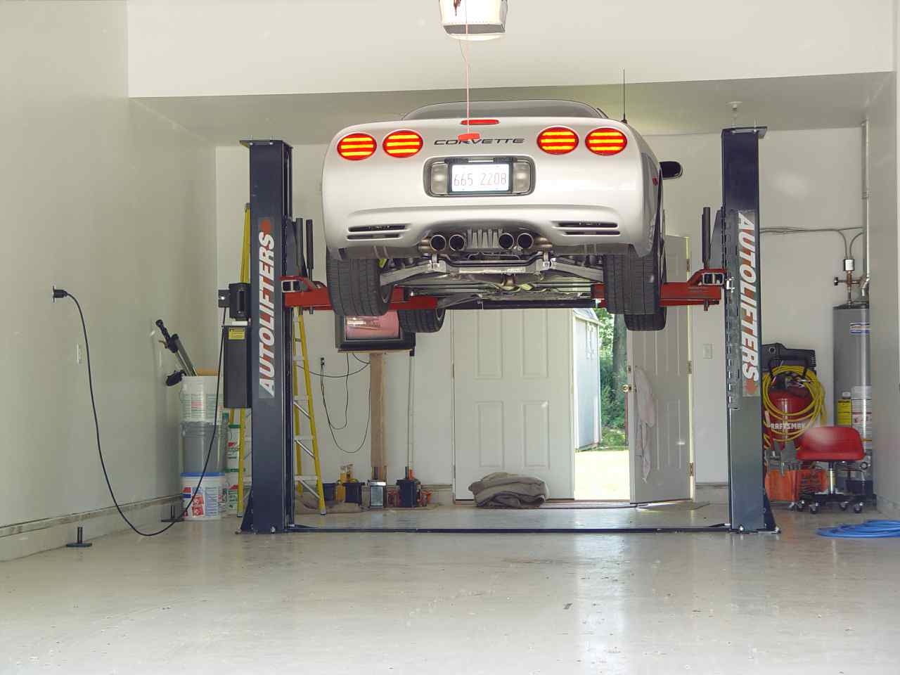 The first Vette on the lift - June 13 2004 - a Quicksilver Z06 - 2001 model.